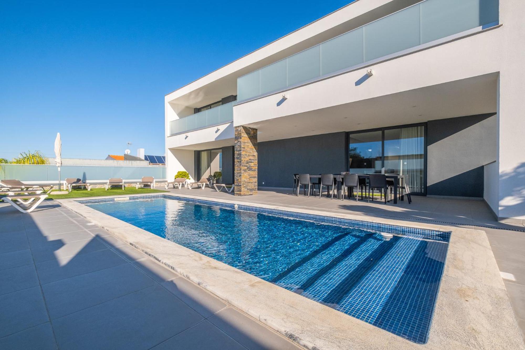 Villa Aboim - By Bedzy Guia (Faro)